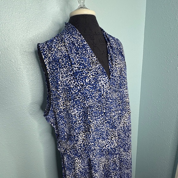Vince Camuto Plus Size Maxi Dress - Picture 4 of 9
